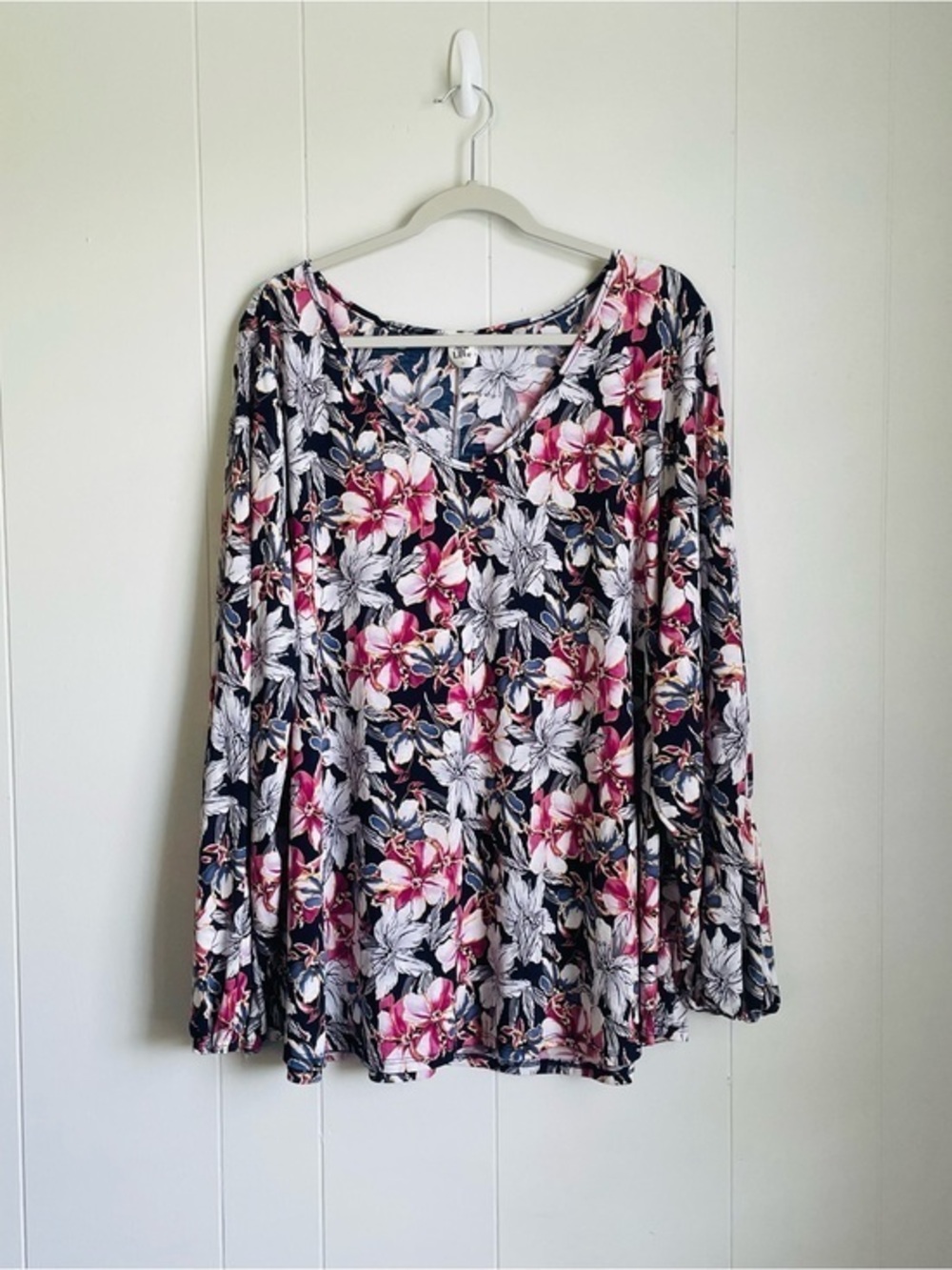 Sew Love 3X Floral Print Long Sleeve Tunic Top Navy Pink Gray White